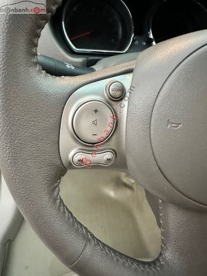 Xe Nissan Sunny XV 2016